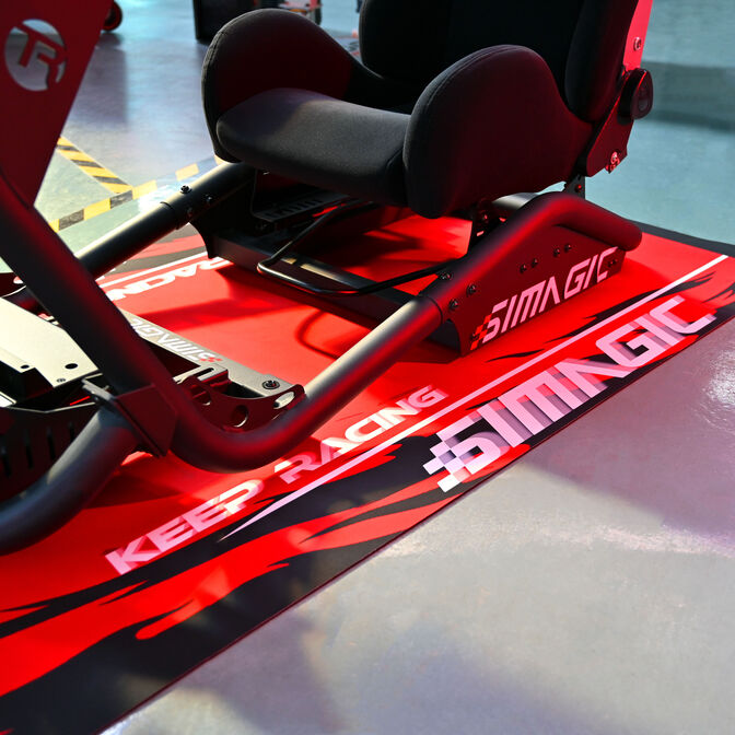 Simagic Teppich Schwarz-Rot &ndash; SimRacing Bodenmatte image number 2