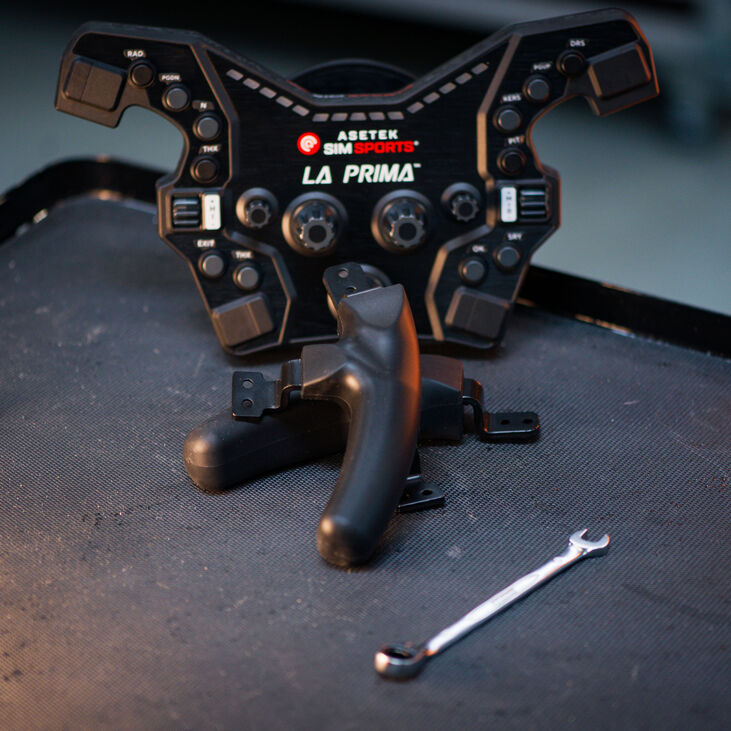 Asetek SimSports Forte Formula Button Box V2, schwarz + Formula Regular Handles image number 10