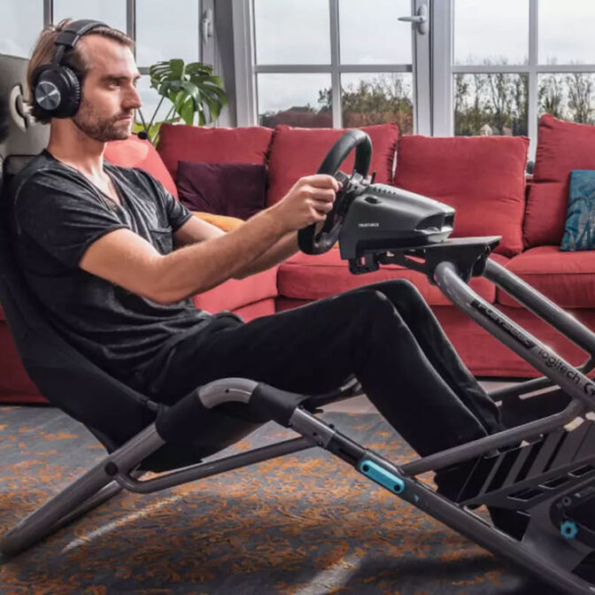 Playseat Trophy &ndash; Racing-Cockpit &ndash; Logitech Edition Schwarz image number 3