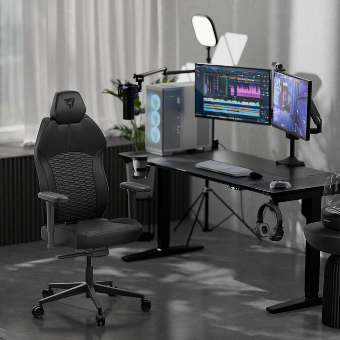 ThunderX3 Solo 360 Gaming Chair Racer Black image number 10