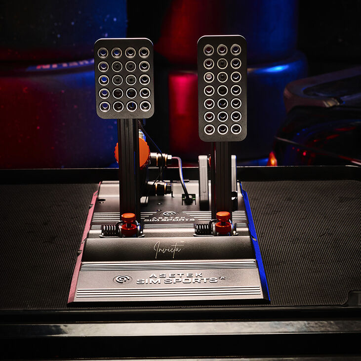 Asetek SimSports Invicta Thorp II Pedal Set – Schwarz image number 10