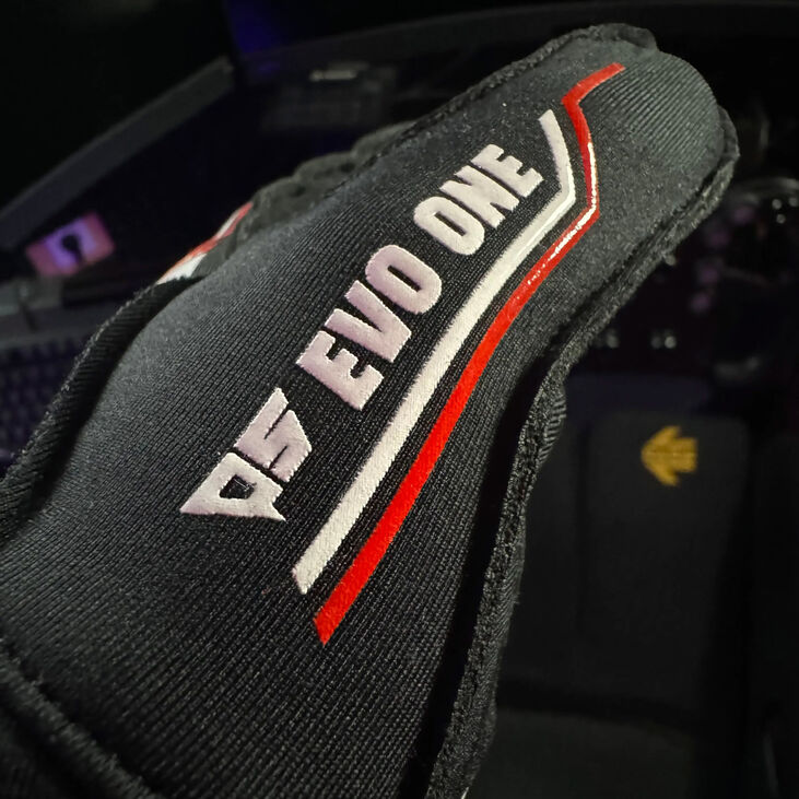 Polesetter Evo One SimRacing-Handschuhe – Größe L image number 3