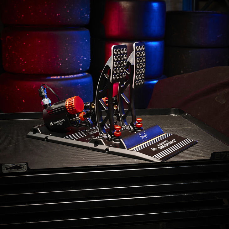 Asetek SimSports Invicta Thorp II Pedal Set – Schwarz image number 9