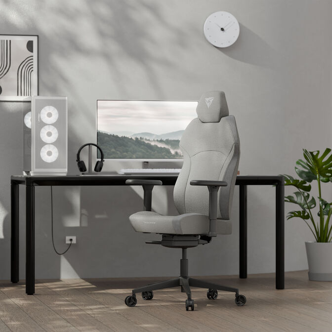 ThunderX3 Solo 360 Gaming Chair Light Grey image number 9