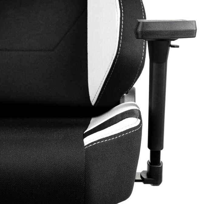 Nitro Concepts X1000 Gaming Chair Radiant White image number 5